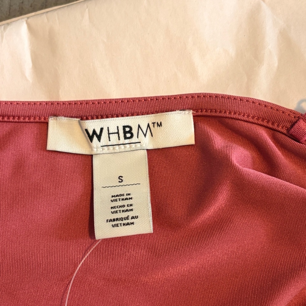 White House Black Market Shapewear in Pink - Picture 4 of 4